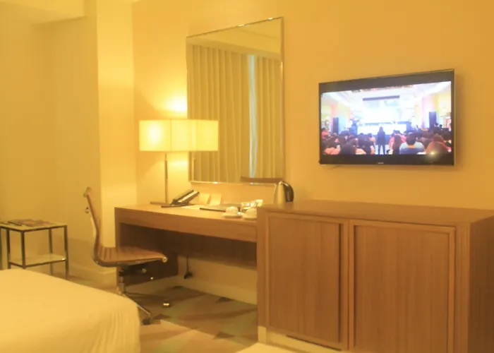 Benilde Maison De La Salle Hotel 4*