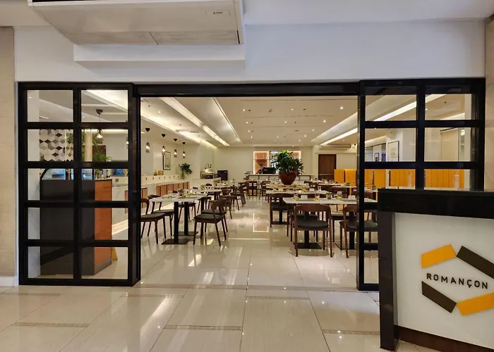 Hotel Benilde Maison De La Salle