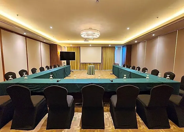 Hotel Benilde Maison De La Salle 4*