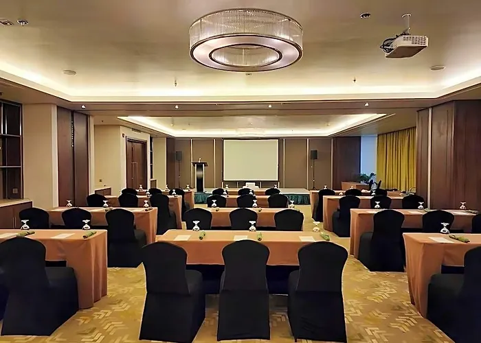 Benilde Maison De La Salle Hotel 4*